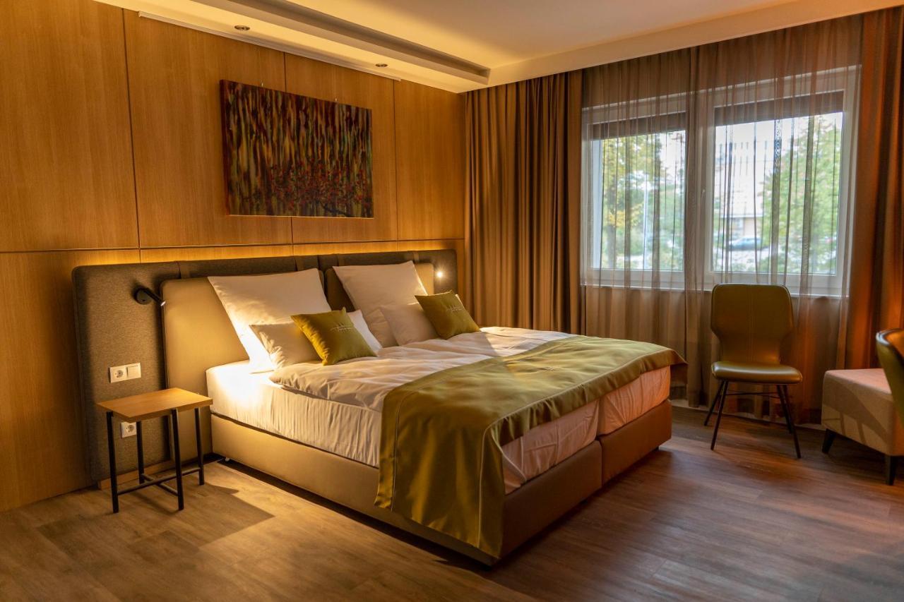 Hotel Fine Art Rotemburgo do Wumme Exterior foto